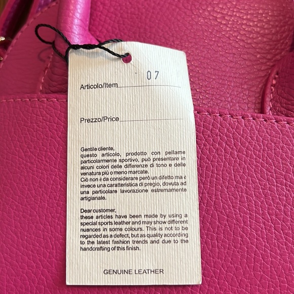 NWT Diva’s Bag Fuchsia leather crossbody bag - Picture 3 of 6